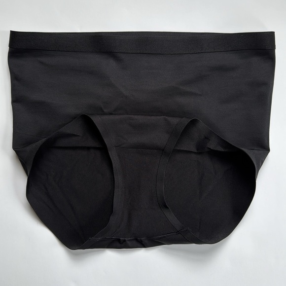 NWT Victoria Secret SmoothingShimmer Brief Panties Size Large - Picture 6 of 7